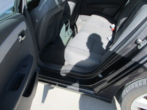 Used 2010 Chevrolet Malibu LS image 8