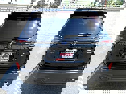 Used 2025 Subaru Forester Touring image 8