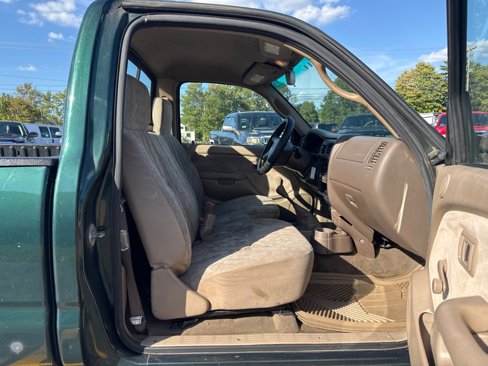 Used 2002 Toyota Tacoma 2WD Regular Cab image 11