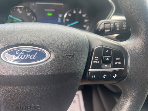 Used 2022 Ford Escape SE image 24