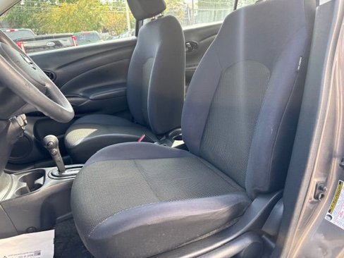 Used 2012 Nissan Versa SV w/ Convenience Pkg image 10
