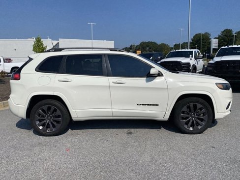 Used 2019 Jeep Cherokee High Altitude image 3