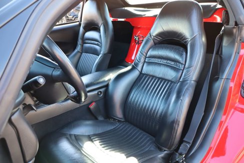 Used 2000 Chevrolet Corvette Convertible image 11
