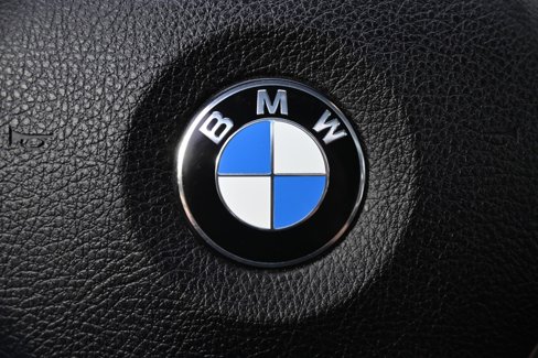 Used 2018 BMW 330i xDrive Sedan w/ Convenience Package image 37