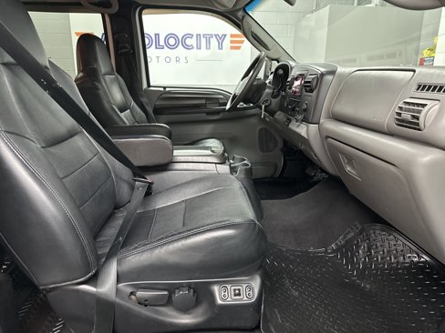 Used 2007 Ford F350 XL image 23