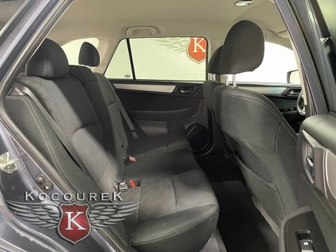 Used 2017 Subaru Outback 2.5i Premium image 21