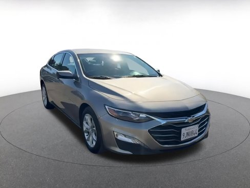 Used 2024 Chevrolet Malibu LT image 3