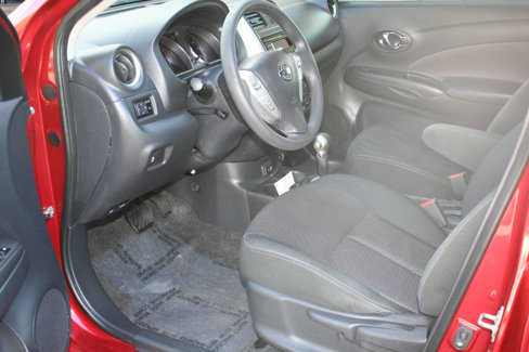 Used 2017 Nissan Versa SV image 10