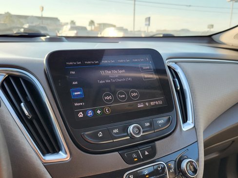 Used 2020 Chevrolet Malibu LT image 25