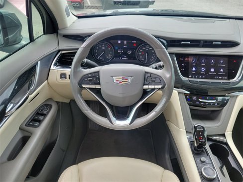 Used 2021 Cadillac XT6 Premium Luxury image 14