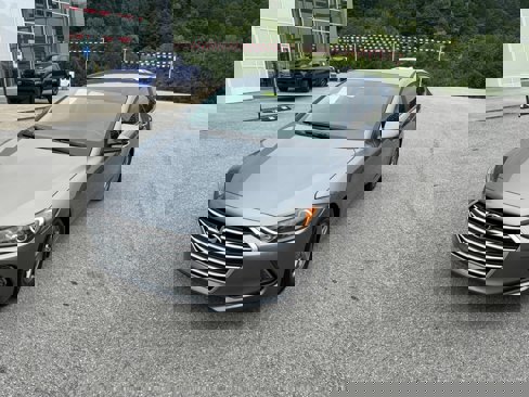 Used 2018 Hyundai Elantra ECO w/ Cargo Package image 3