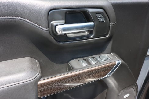 Used 2021 Chevrolet Silverado 1500 LT Trail Boss w/ Convenience Package II image 18