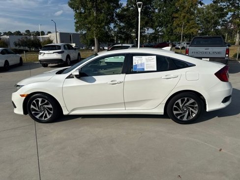 Used 2017 Honda Civic EX image 9