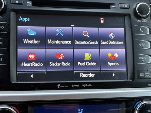 Used 2019 Toyota Highlander XLE image 23