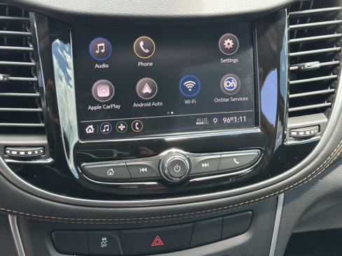 Used 2022 Chevrolet Trax LT w/ Sport Edition image 24