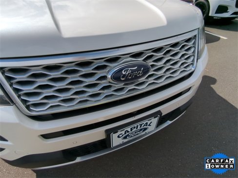 Used 2017 Ford Explorer Platinum image 37