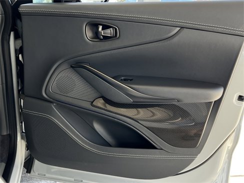 Used 2023 Aston Martin DBX 707 image 23
