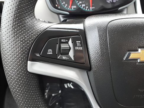 Used 2017 Chevrolet Sonic LT image 14
