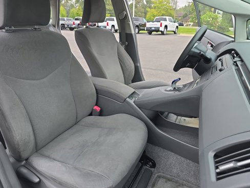 Used 2010 Toyota Prius Two image 10