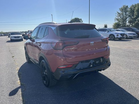 Used 2024 Buick Encore GX Sport Touring image 5