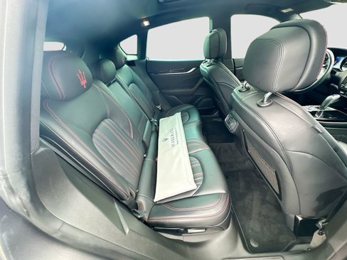 Used 2019 Maserati Levante image 33