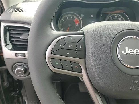 Used 2022 Jeep Cherokee Limited image 15