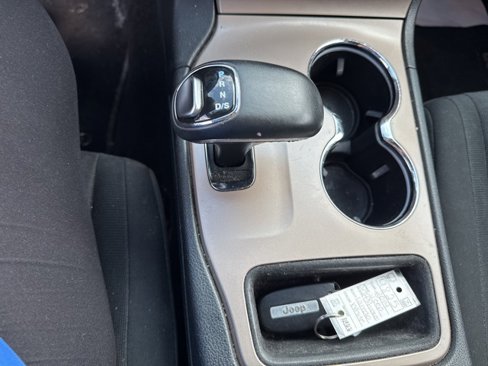 Used 2014 Jeep Grand Cherokee Laredo w/ Quick Order Package 23E image 22
