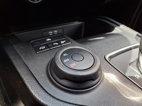 Used 2019 Ford Ranger XLT w/ Equipment Group 301A Mid image 19