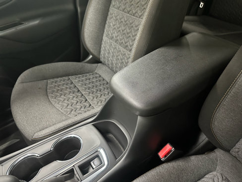 Certified 2024 Chevrolet Equinox LT w/ LPO, Floor Liner Package image 33