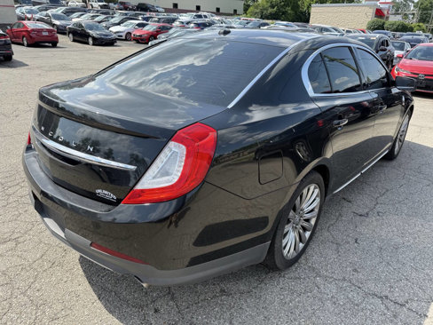 Used 2015 Lincoln MKS AWD w/ Equipment Group 101A image 8