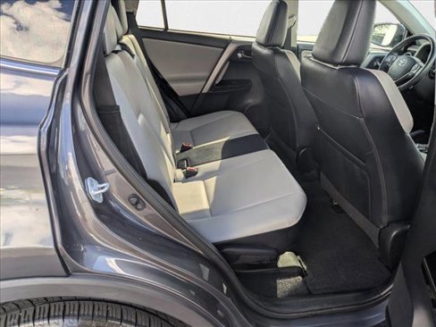 Used 2016 Toyota RAV4 Limited image 16
