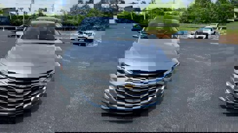 Used 2024 Chevrolet Malibu LS image 3