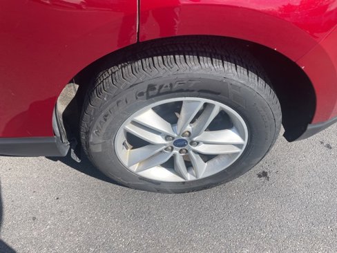 Used 2015 Ford Edge SEL w/ Equipment Group 201A image 22