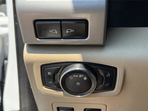 Used 2018 Ford F150 Lariat w/ Equipment Group 502A Luxury image 15