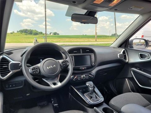 Used 2024 Kia Soul LX w/ Option Group 015 image 14