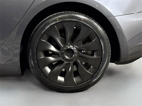 Used 2018 Tesla Model 3 Long Range image 31