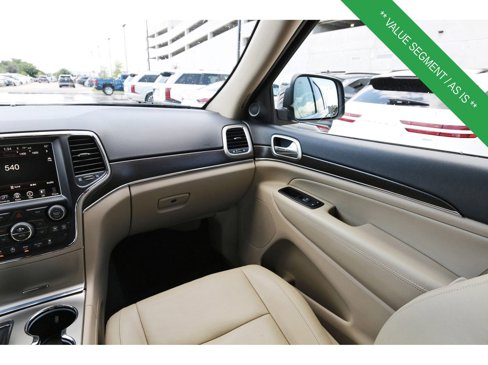 Used 2017 Jeep Grand Cherokee Limited image 12