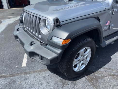 Used 2018 Jeep Wrangler Sport image 8