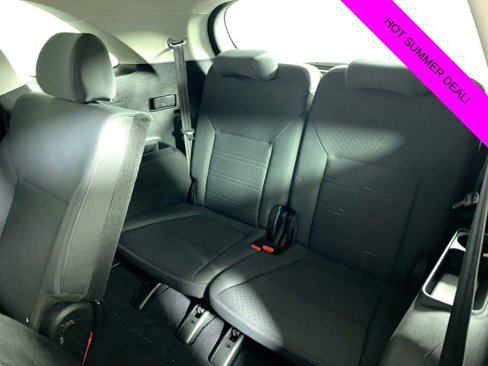 Used 2020 Kia Sorento LX image 24