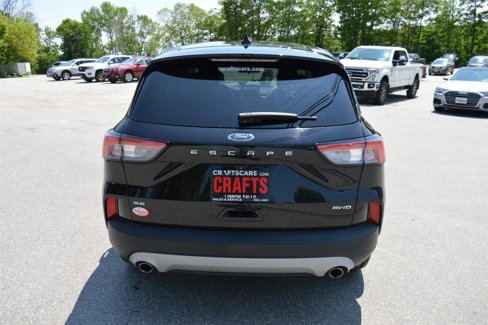 Used 2021 Ford Escape SE image 4