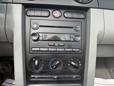 Used 2009 Ford Mustang Premium image 8