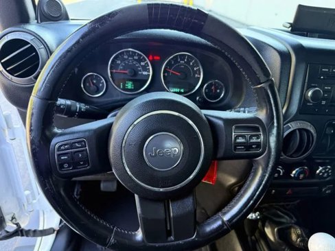 Used 2013 Jeep Wrangler Sport image 14
