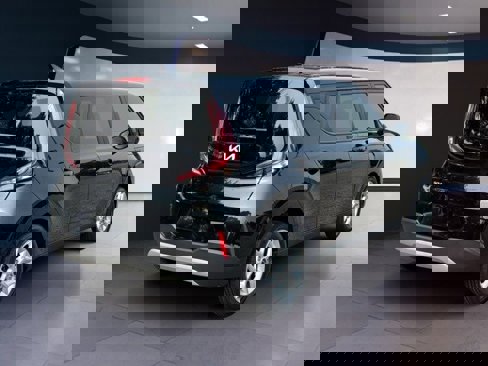 Certified 2023 Kia Soul S image 5