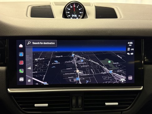 Certified 2022 Porsche Cayenne Coupe image 17