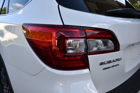 Used 2016 Subaru Outback 2.5i Limited image 41