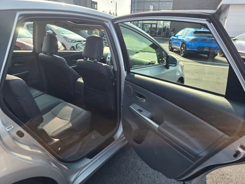 Used 2013 Toyota Prius V image 17