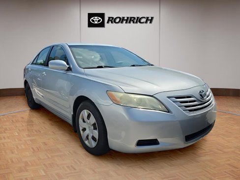 Used 2007 Toyota Camry LE image 1