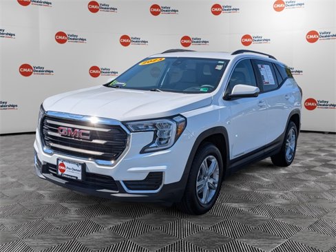 Used 2023 GMC Terrain SLE w/ Driver Convenience Package image 1