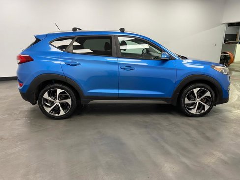 Used 2016 Hyundai Tucson Sport image 7