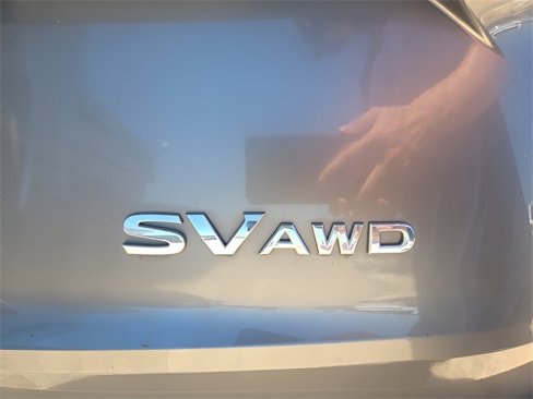 Used 2022 Nissan Rogue SV image 10